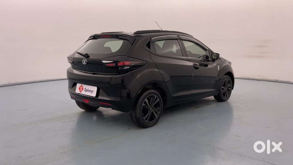 Tata Altroz 1.2 Xz Plus Dark Edition, 2023, Petrol