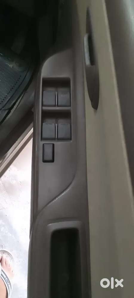 Maruti Suzuki Zen Estilo 2011