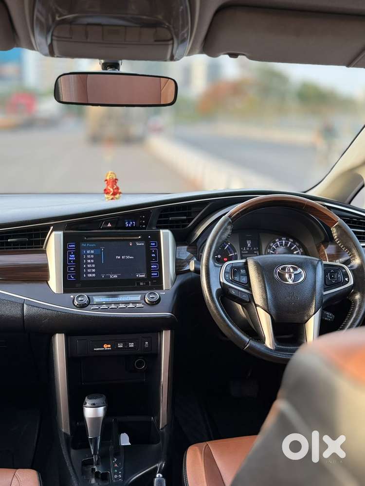 Toyota Innova Crysta 2.8 Zx Automatic 7 Str, 2017, Diesel