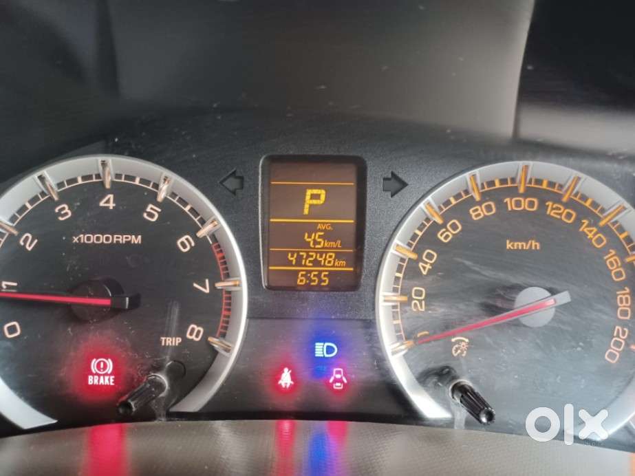 Maruti Suzuki Ertiga Vxi At Petrol, 2018, Petrol