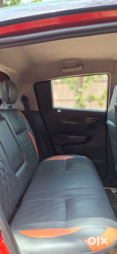 Mahindra Kuv 100 2016-2017 Mfalcon D75 K8 Dual Tone, 2018, Diesel