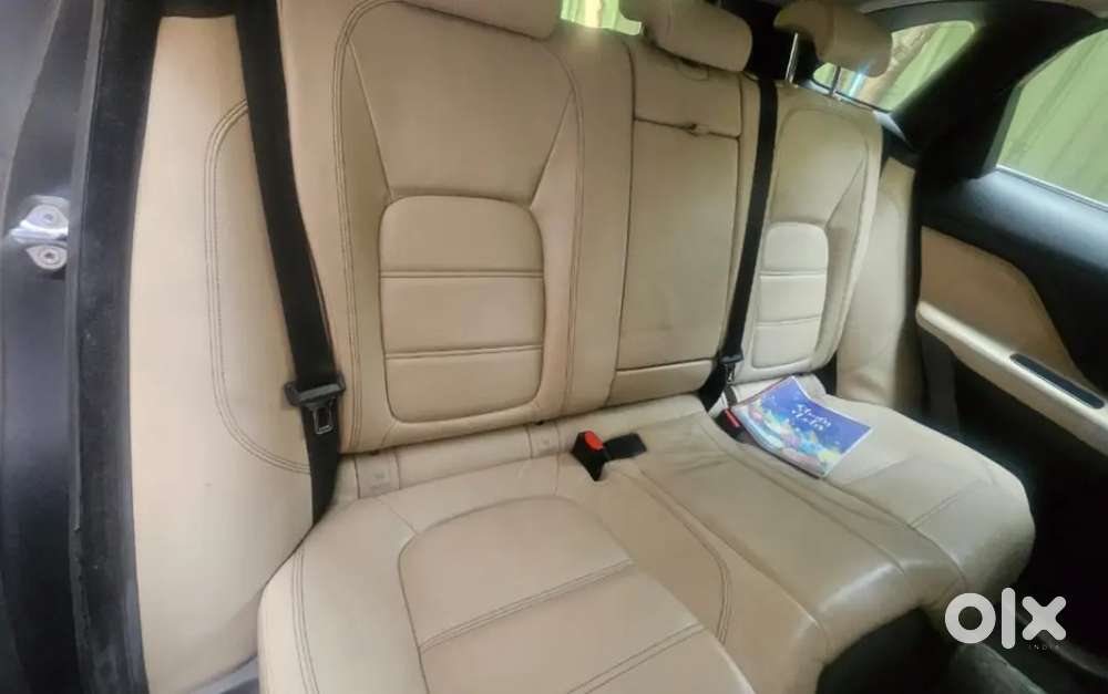 Jaguar F-pace Prestige 2018