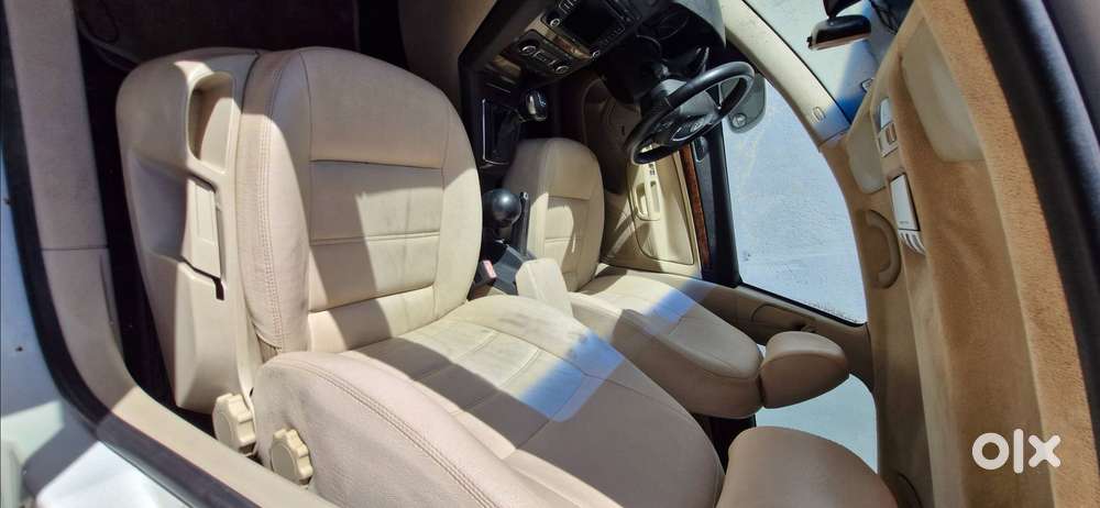 Skoda Laura