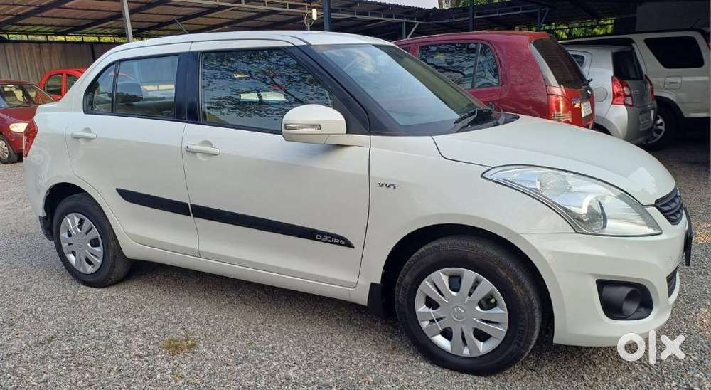 Maruti Suzuki Swift Dzire 1.2 Vxi Bsiv, 2013, Petrol