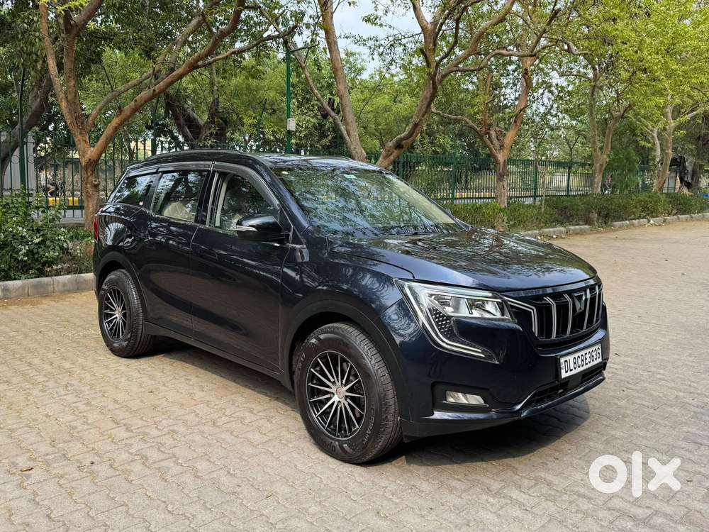 Mahindra Xuv700 Ax 3 Diesel Mt 7 Str (e), 2022, Diesel