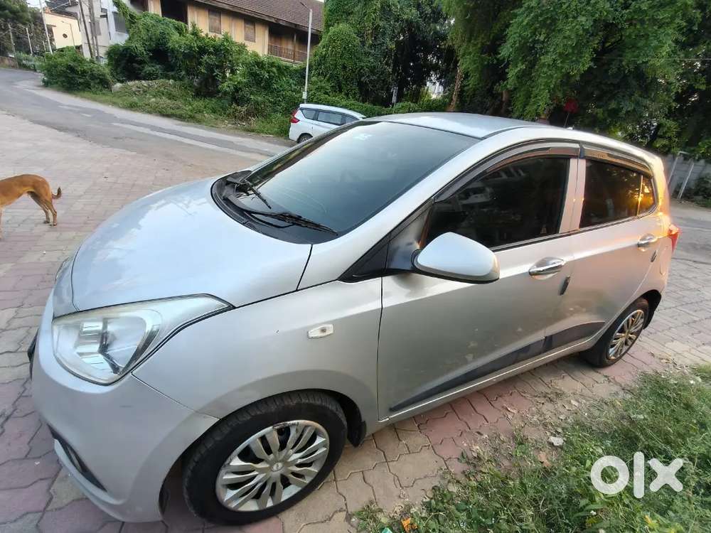 Hyundai Grand I10 2013 Petrol Variant