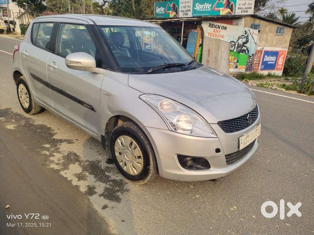 Maruti Suzuki Swift Vxi + Manual, 2015, Petrol