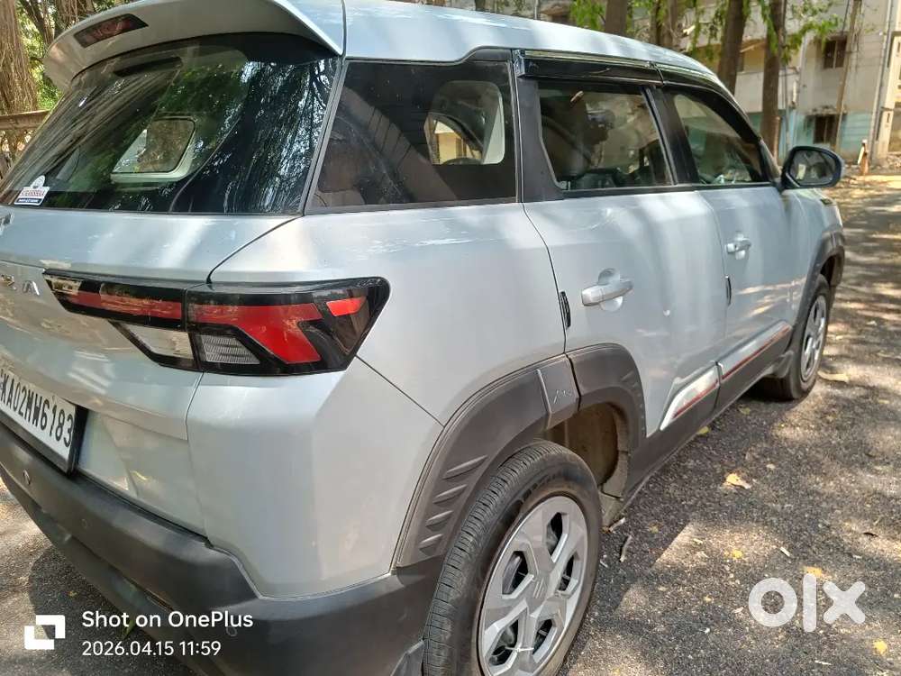 Breeza Lxi 6000 Driven 1 Year Old