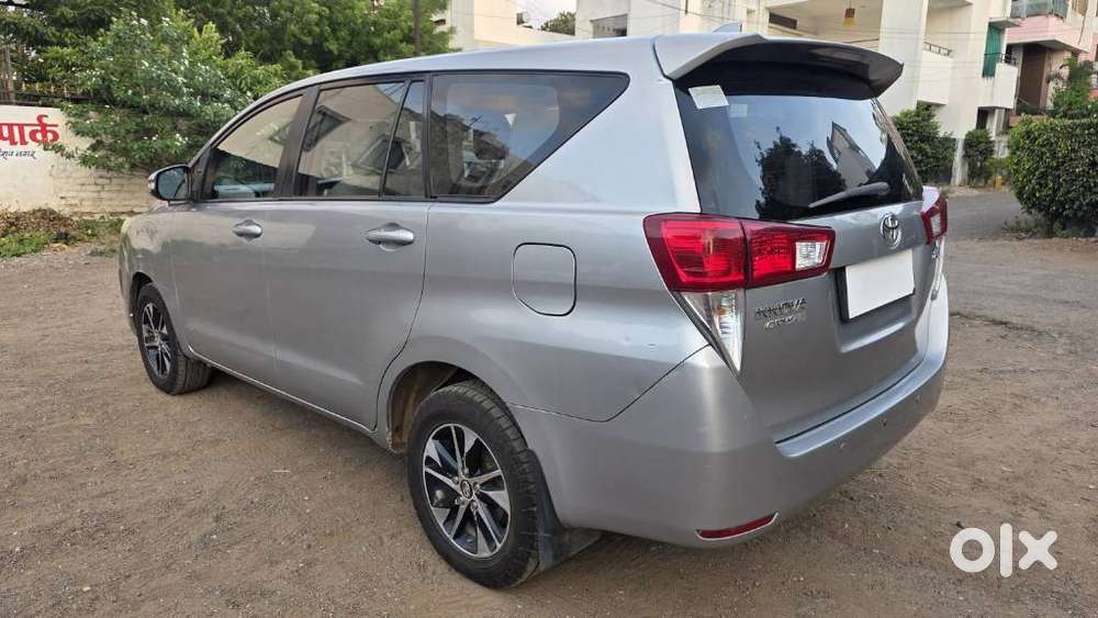 Toyota Innova Crysta 2.8 Gx At, 2016, Diesel