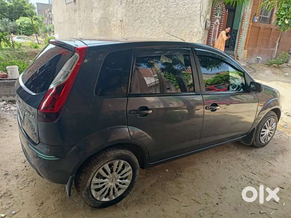 Ford Figo 2012 Petrol