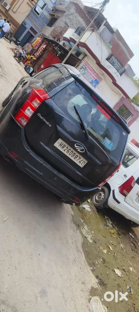 Mahindra Xuv500 2017 Diesel 139000 Km Driven