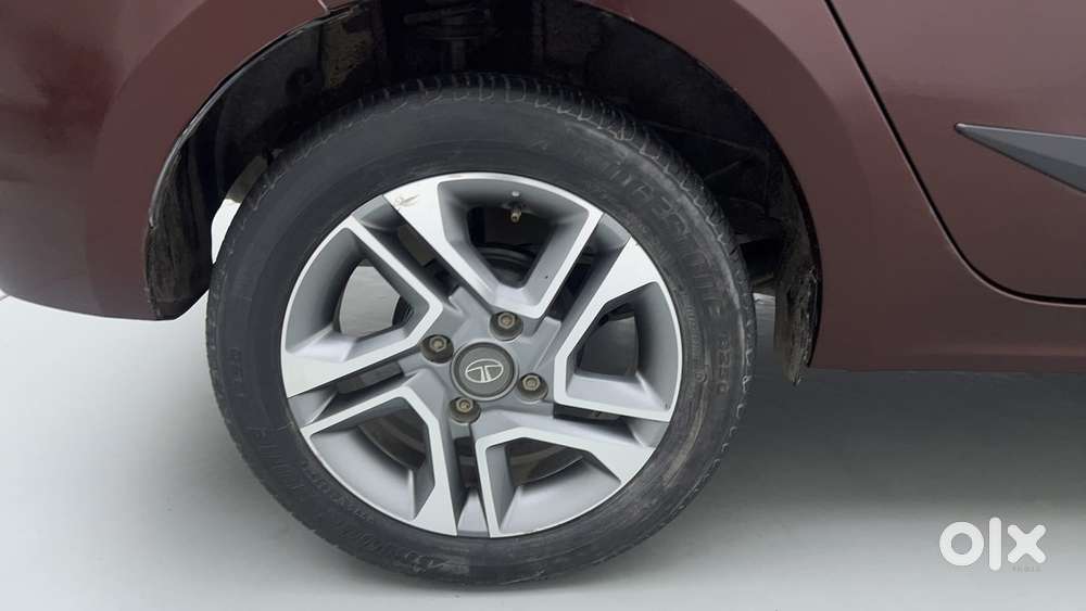 Tata Tigor Xza Plus, 2022, Petrol