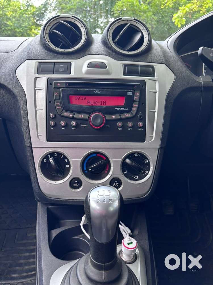 Ford Figo Petrol 2011