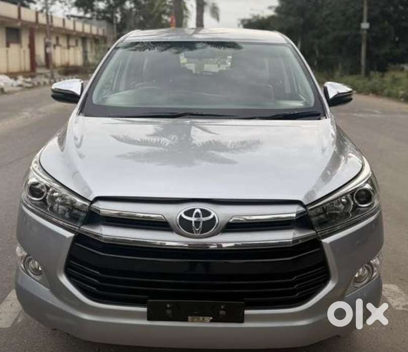 Toyota Innova Crysta 2.8 Zx At, 2017, Diesel