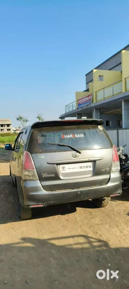 Toyota Innova 2011 Diesel 98000 Km Driven