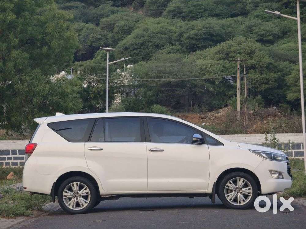 Toyota Innova Crysta 2.4 Z 7 Str, 2016, Diesel