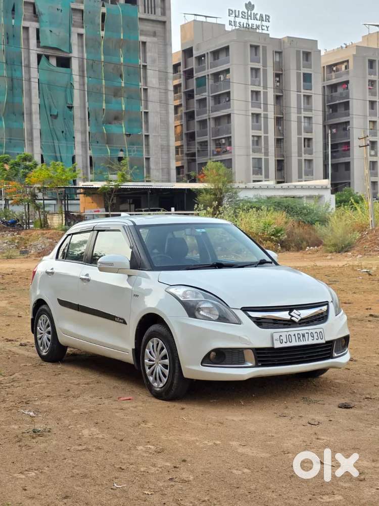 Maruti Suzuki Dzire 1.2 Vxi Amt, 2015, Petrol