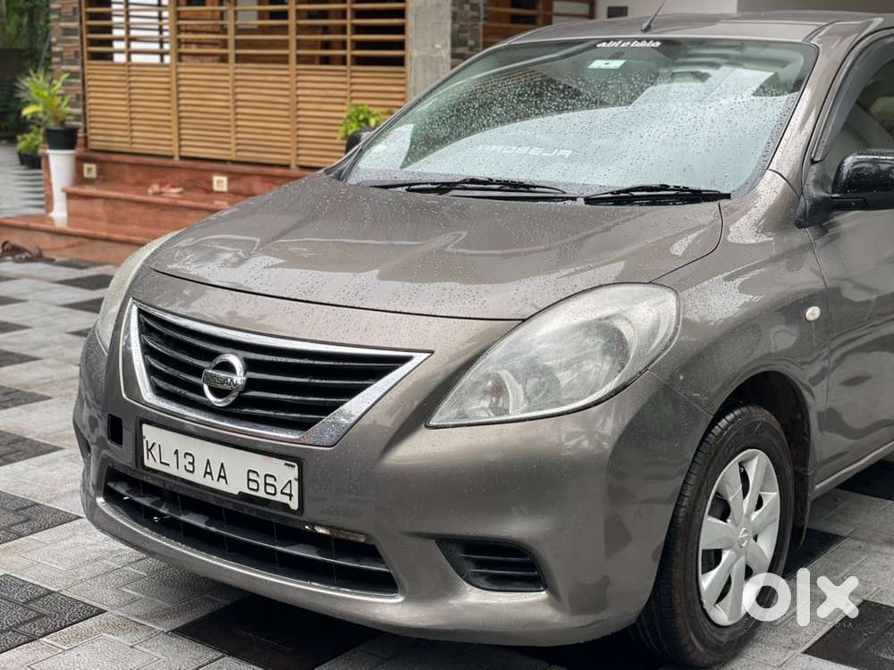 Nissan Sunny Petrol 2013