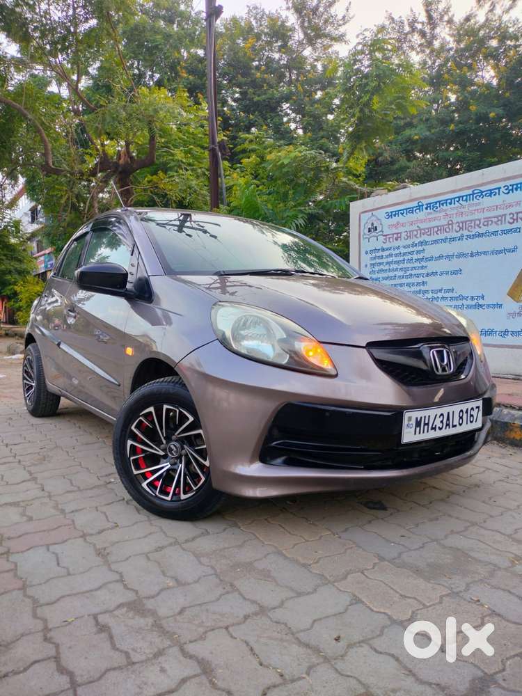 Honda Brio 2011-2013 V Mt, 2012, Petrol