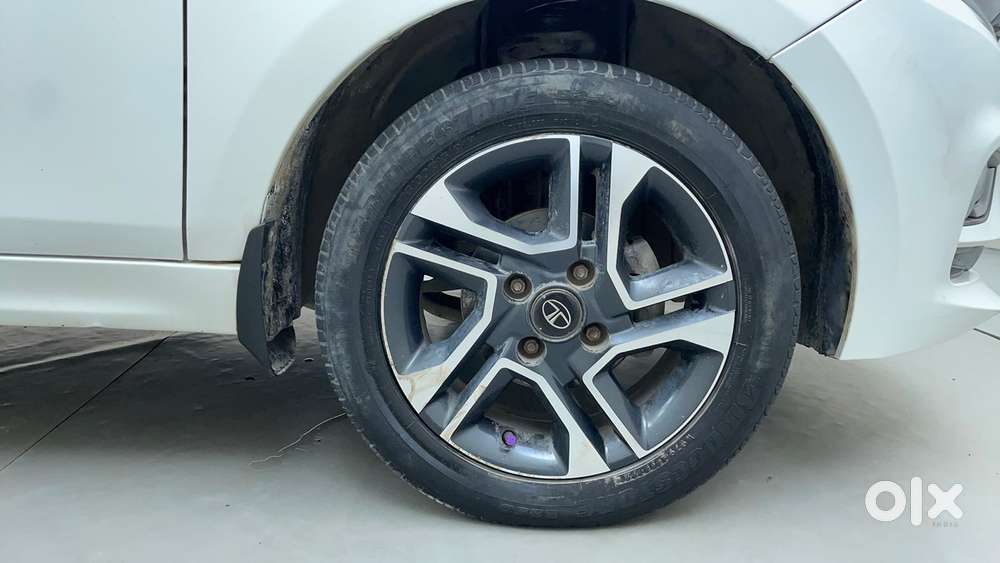 Tata Tiago Xza Plus, 2021, Petrol