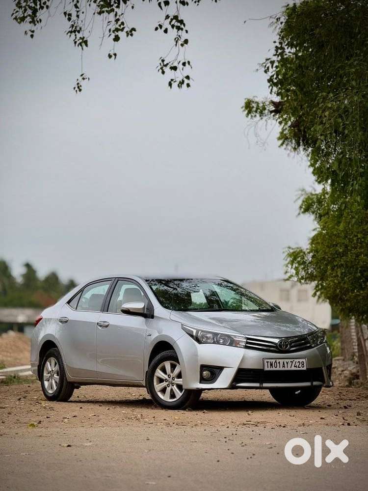 Toyota Corolla Altis G At, 2015, Petrol