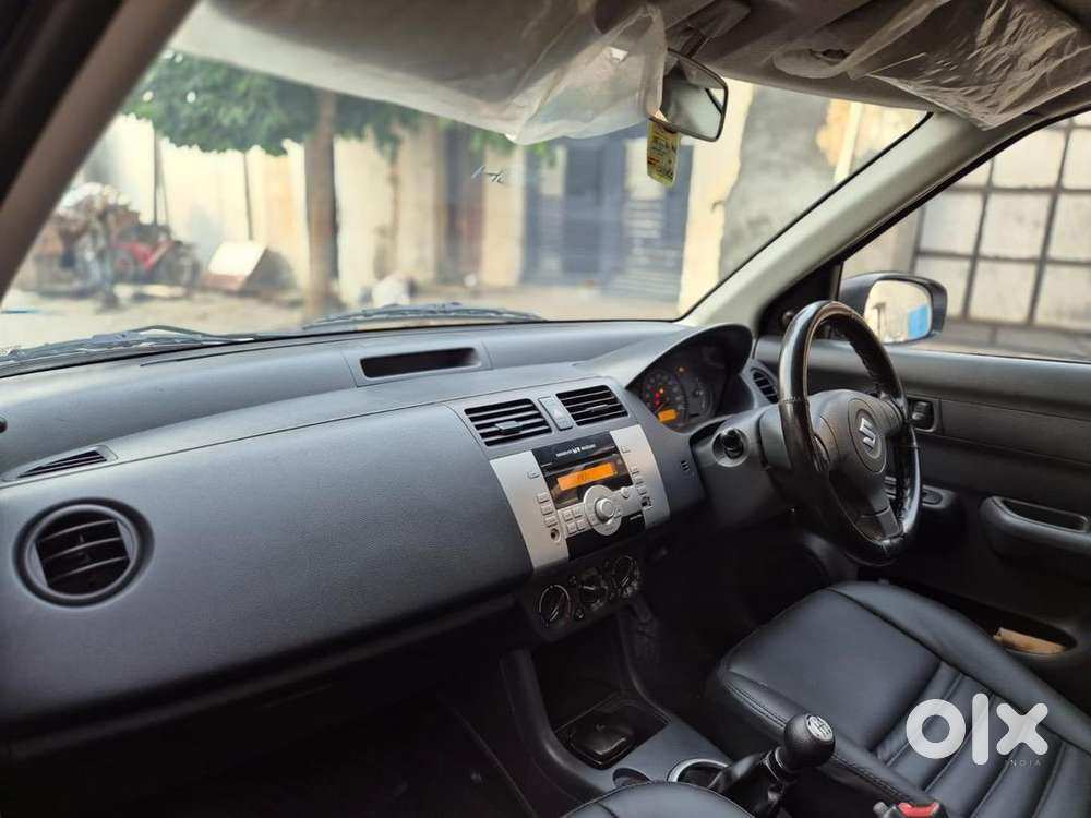 Swift Lxi 2011