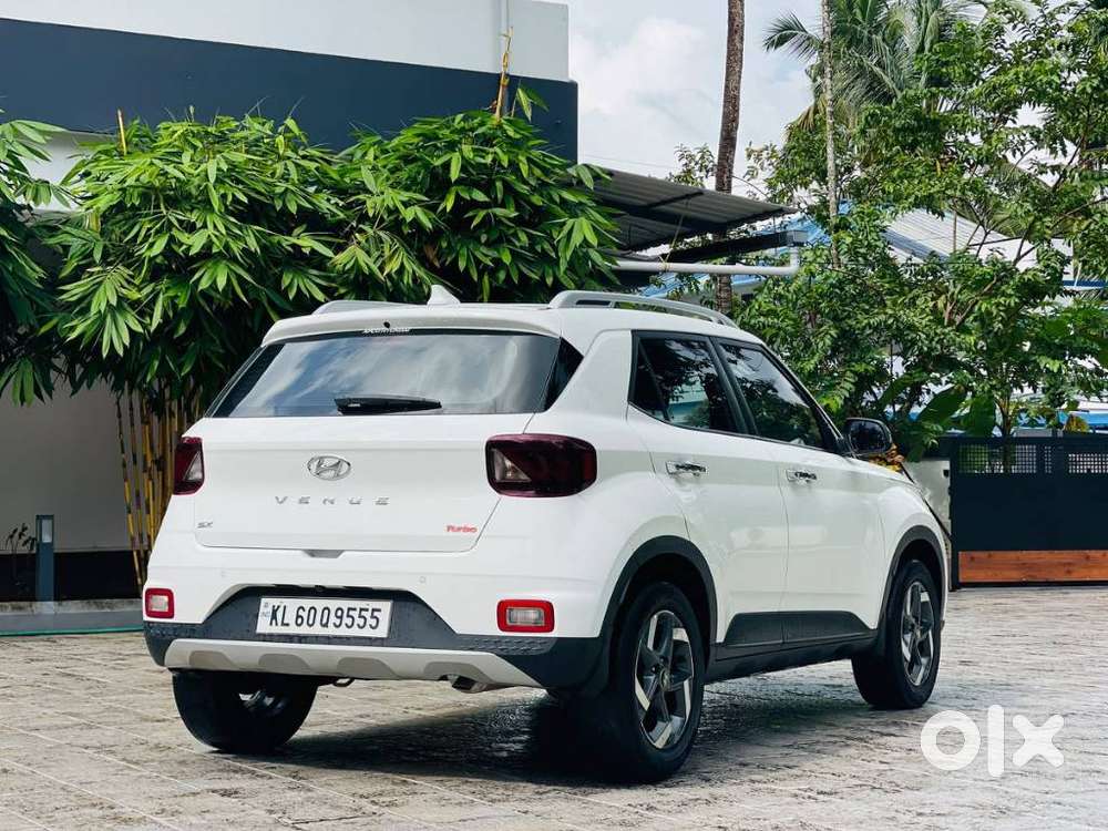 Hyundai Venue Sx Turbo, 2019, Petrol