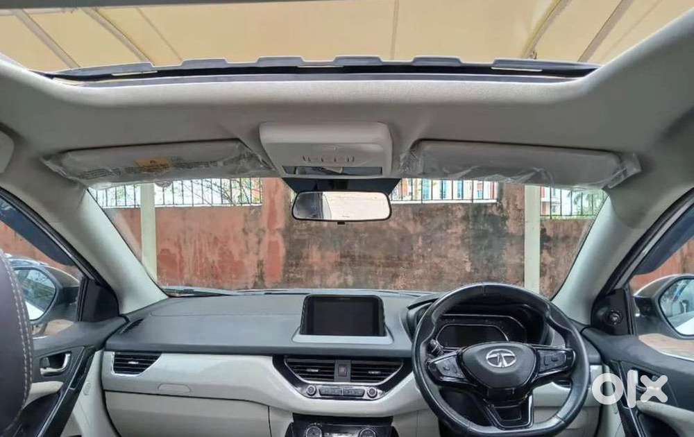 Tata Nexon 5 Petrol Good Condition