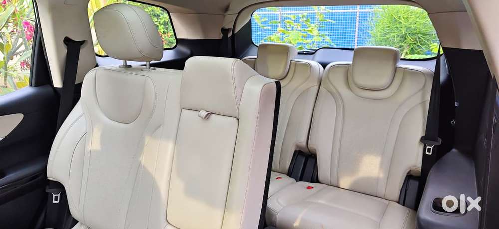 Mahindra Xuv700, 2022, Diesel