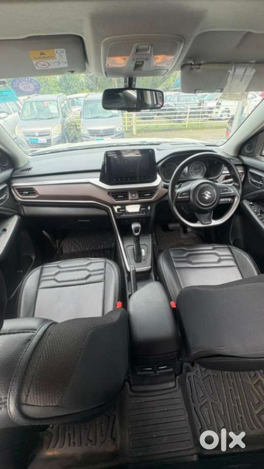 Maruti Suzuki Brezza 1.5 Zxi Smart Hybrid, 2023, Petrol