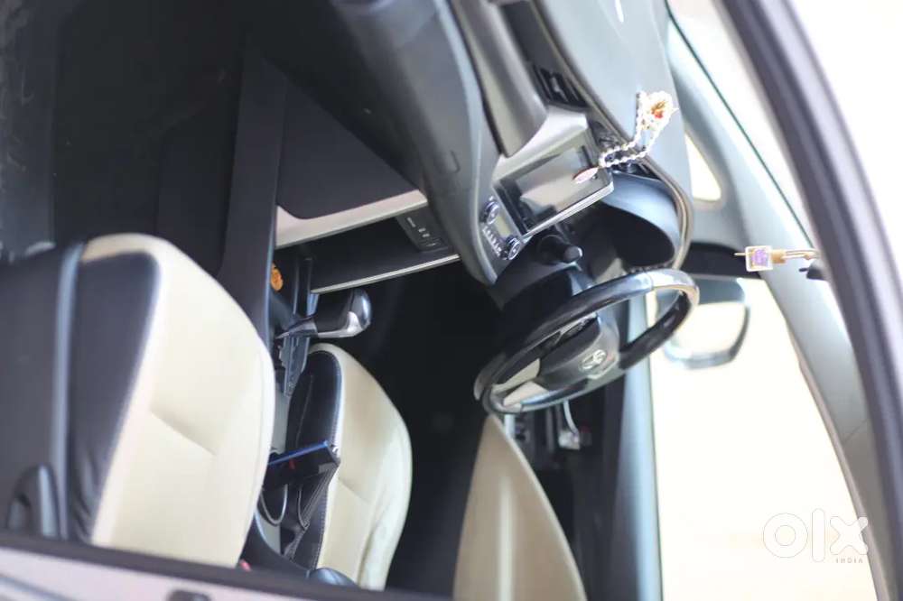 Toyota Innova Crysta 2020 Diesel 170000 Km Driven