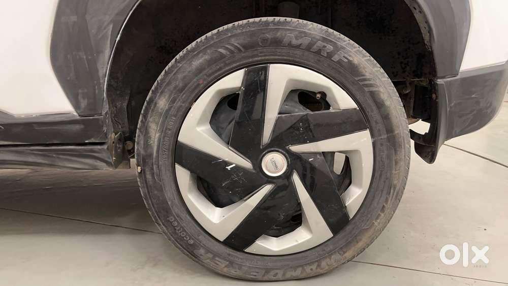Nissan Magnite 1.0 Xl, 2021, Petrol