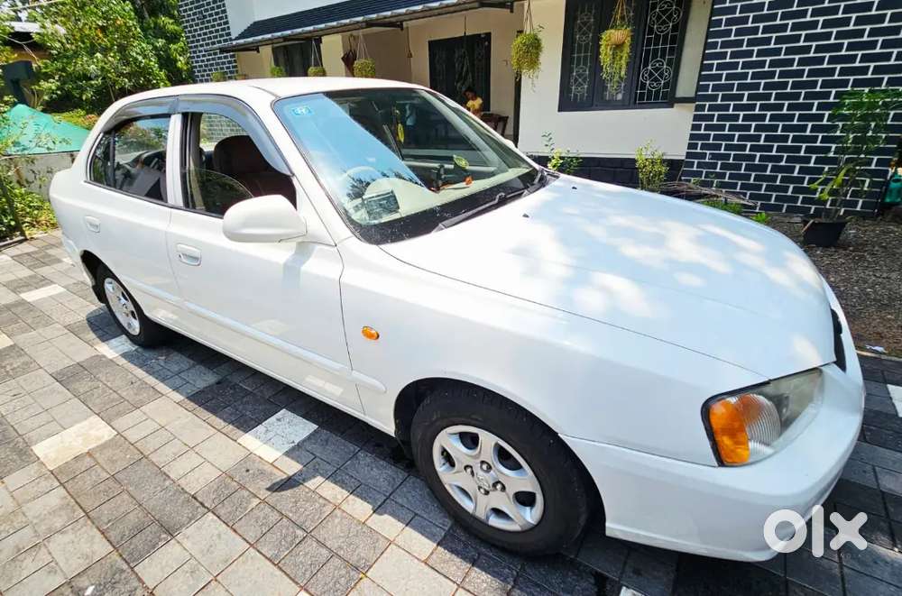 Highly Maintained Hyundai Accent Executive 2010.
