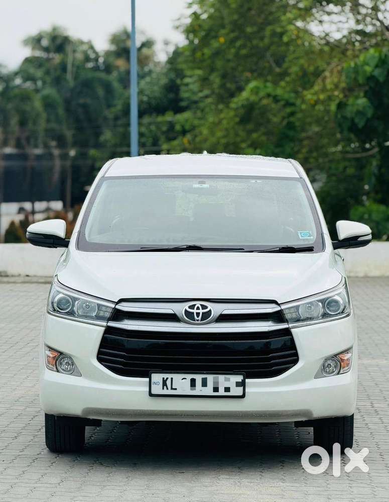 Innova Crysta 2.4v