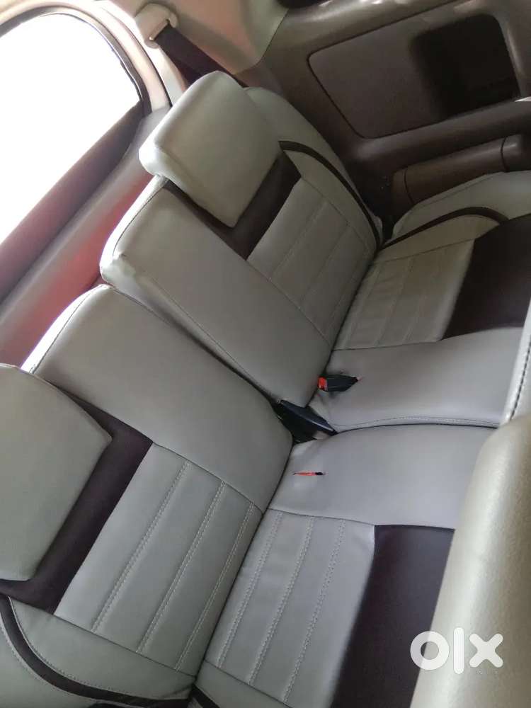 Toyota Innova 2016 Diesel 221000 Km Driven