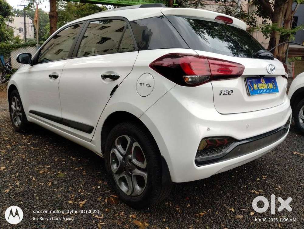 Hyundai Elite I20 1.2 Asta (o) Cvt, 2019, Petrol