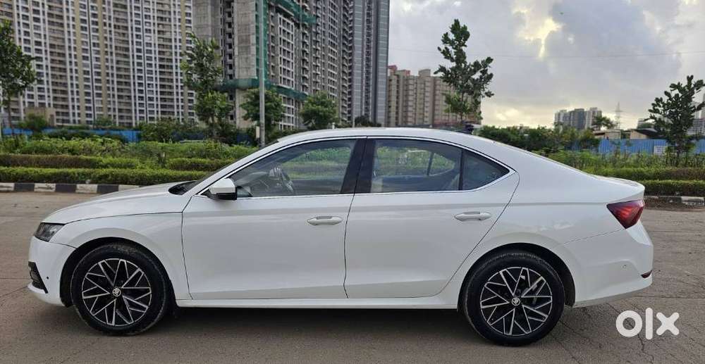 Skoda Octavia, 2021, Petrol