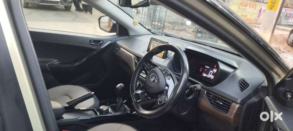 Tata Nexon 1.2 Revotron Xz Plus Kaziranga, 2022, Petrol