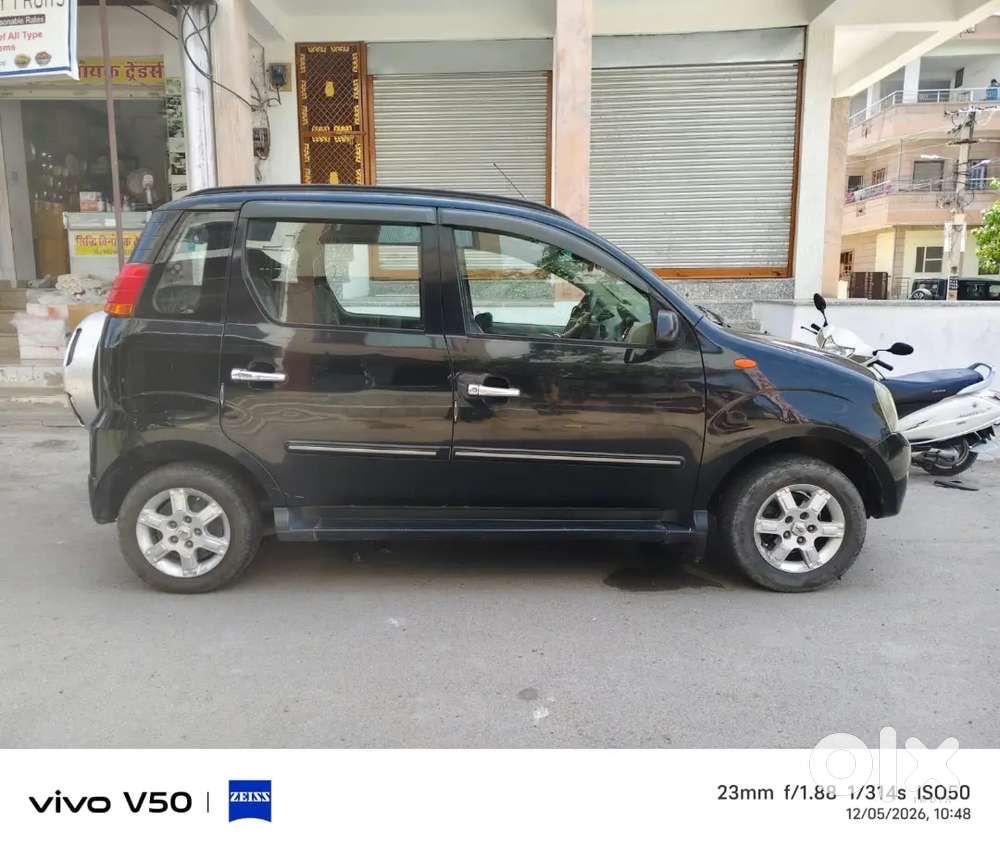 Mahindra Punto 2013 Model Second Owner Gadi Vel Maintain Showroom