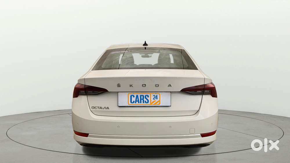 Skoda Octavia 2.0 Style Tsi At, 2022, Petrol