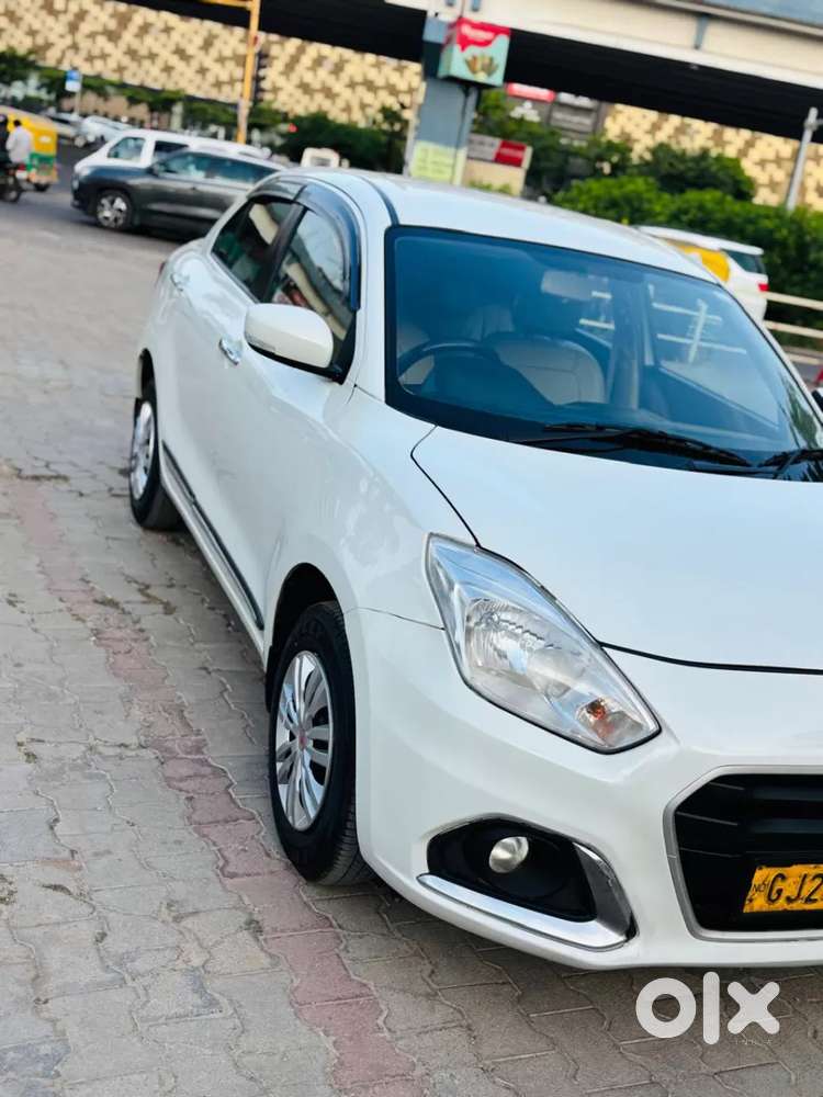 Maruti Suzuki Dzire 1.2 Vxi Cng, 2023, Cng & Hybrids