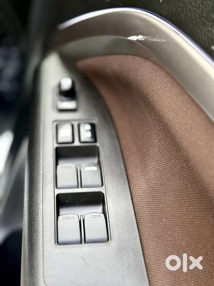 Maruti Suzuki Vitara Brezza 1.5 Zxi, 2022, Petrol