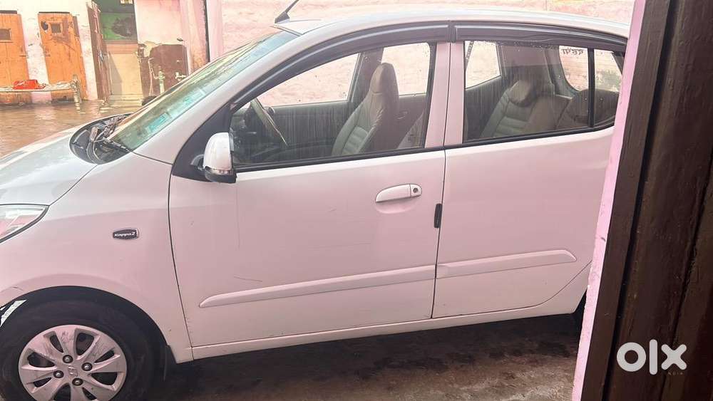 Hyundai I10 2012 Cng & Hybrids 82000 Km Driven