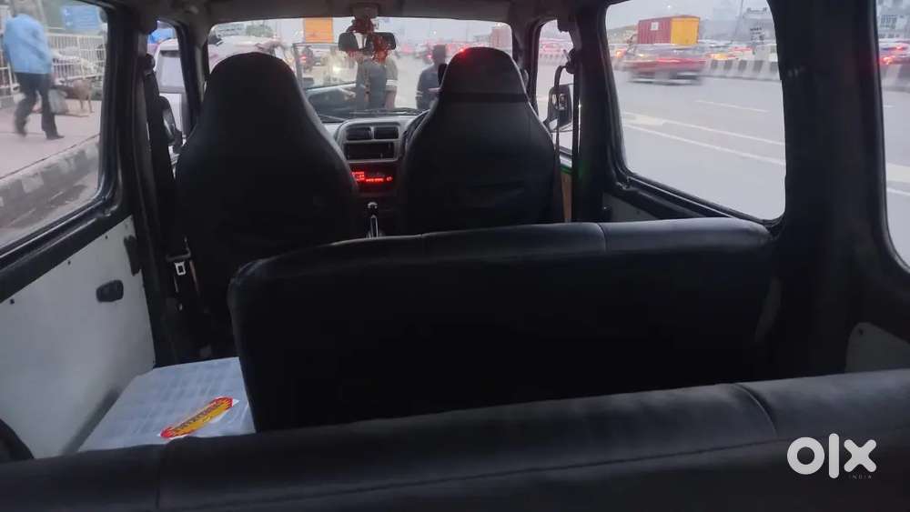 Maruti Suzuki Eeco 2016