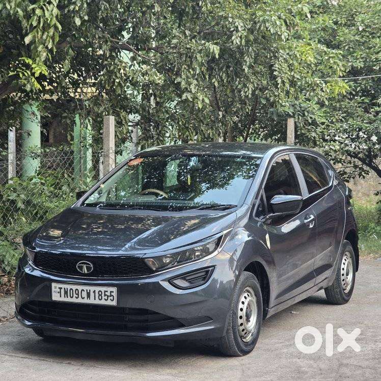 Tata Altroz 1.2 Xe, 2020, Petrol