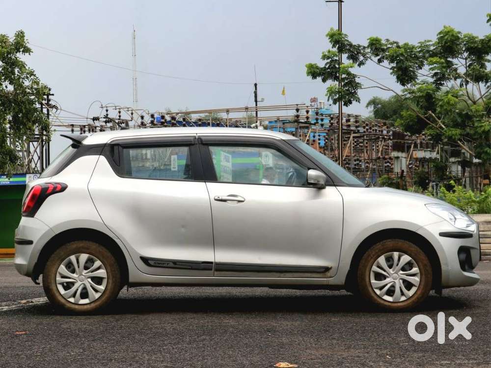 Maruti Suzuki Swift 1.2 Vxi (o), 2022, Petrol