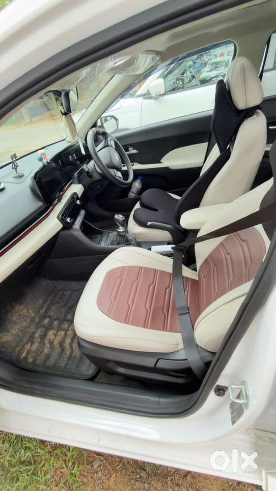 Hyundai Verna Sx 1.5 Mpi Mt Petrol 2025