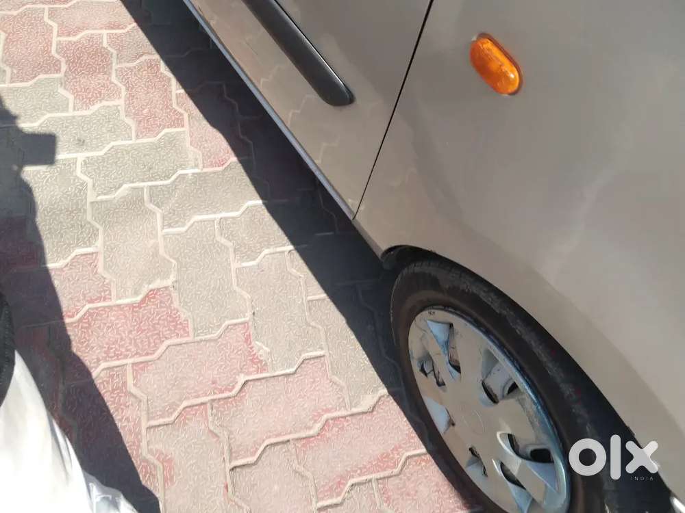 Maruti Suzuki Wagon R 2006  Center Locking  Music System