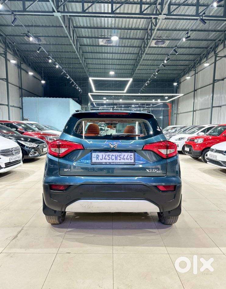 Mahindra Xuv300 W8 Diesel, 2023, Diesel