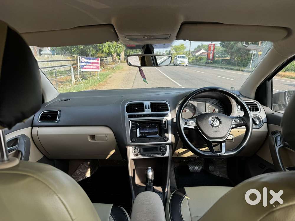 Volkswagen Vento 1.2 Tsi Highline Plus At, 2016, Petrol